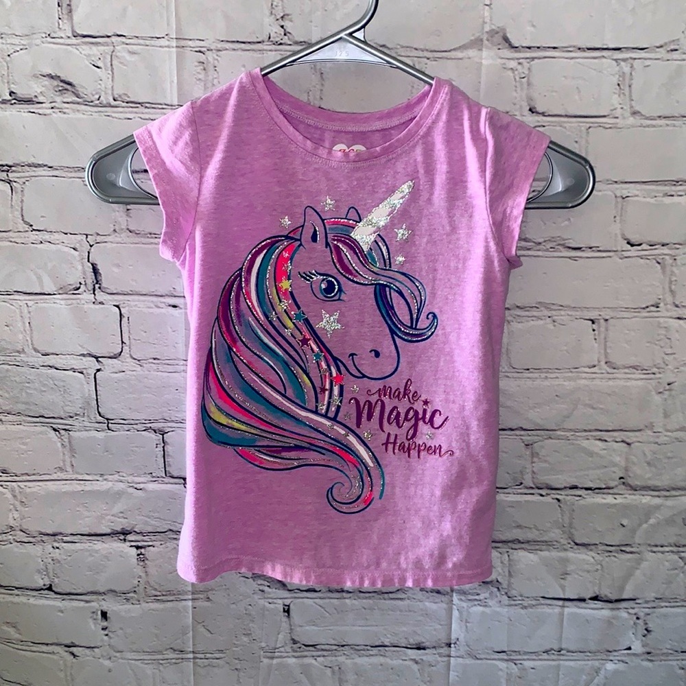 Girl’s unicorn shirt